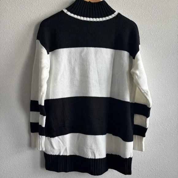 Show Me Your Mumu SKI Black and White Knit Chunky Sweater Oversized Size Small - Picture 9 of 11